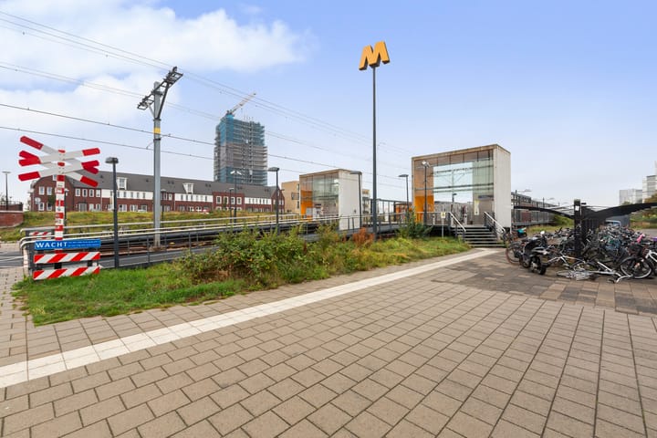 Photo 54 of Logger 18