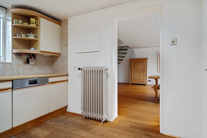 Photo 14 of Roerdompstraat 15