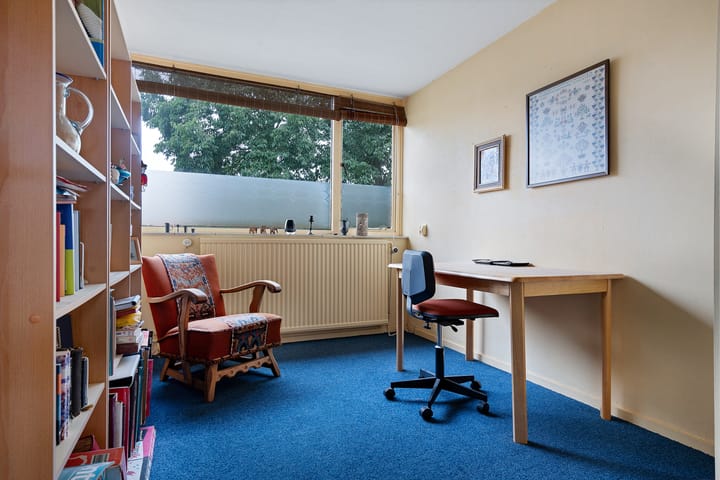 Photo 20 of Roerdompstraat 15