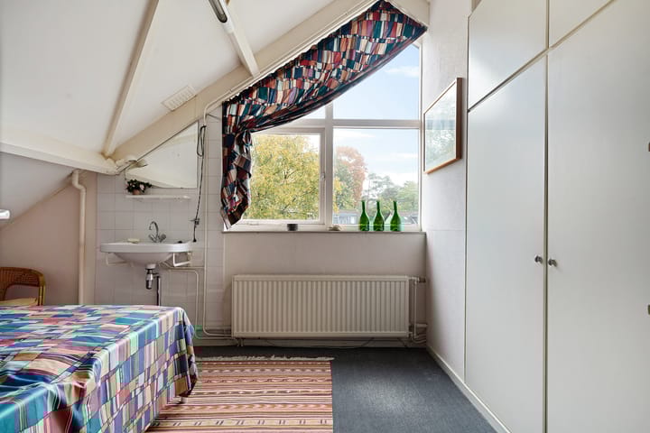 Photo 24 of Roerdompstraat 15