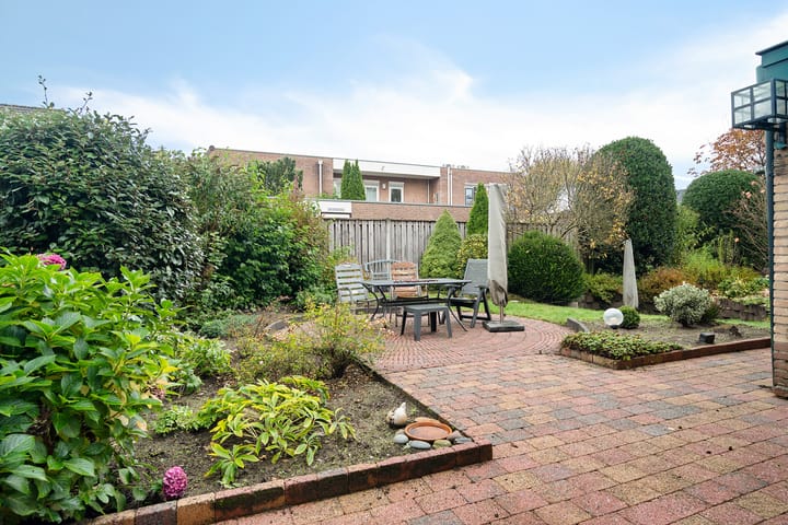 Photo 28 of Roerdompstraat 15