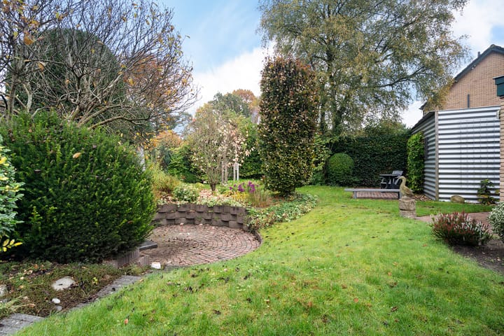 Photo 29 of Roerdompstraat 15