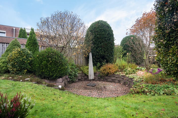 Photo 31 of Roerdompstraat 15