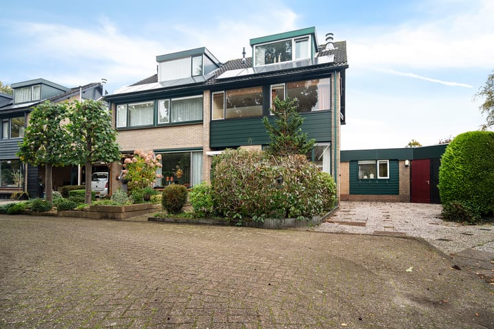 Photo 38 of Roerdompstraat 15