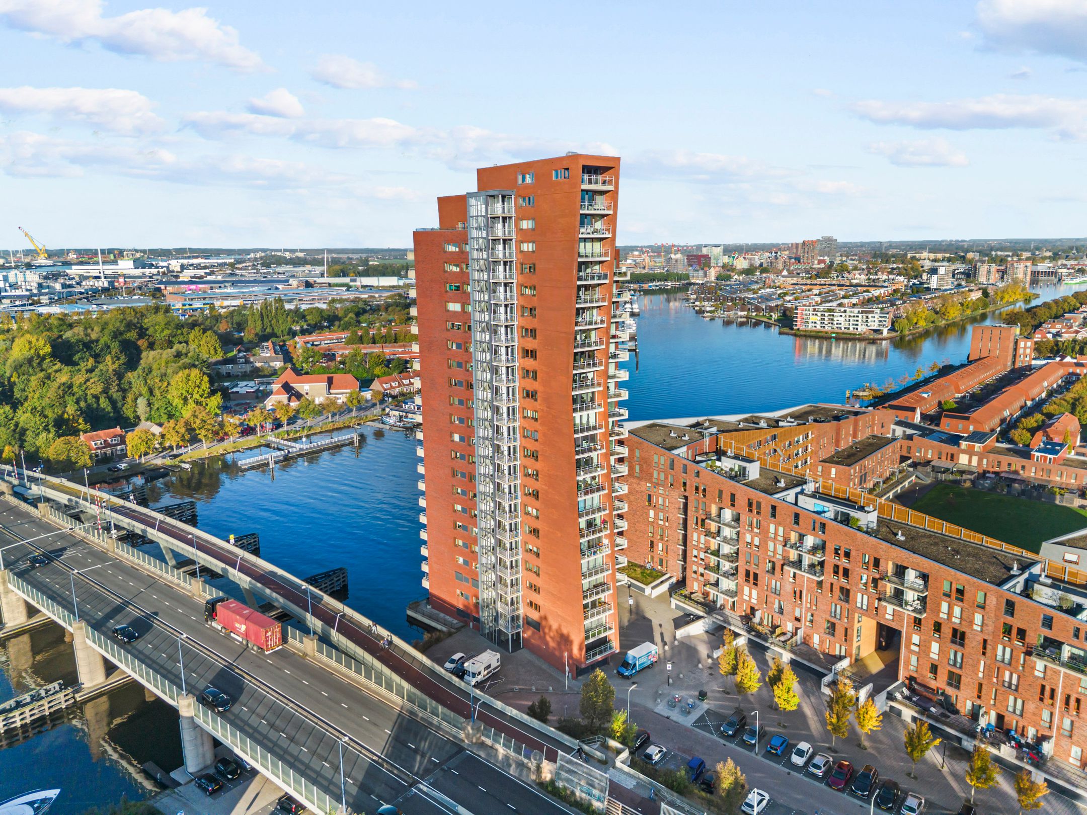 Foto 27 van Conradwerf 217