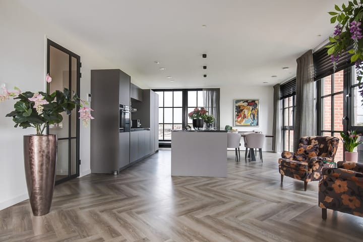 Foto 18 van Thomas Morelaan 305