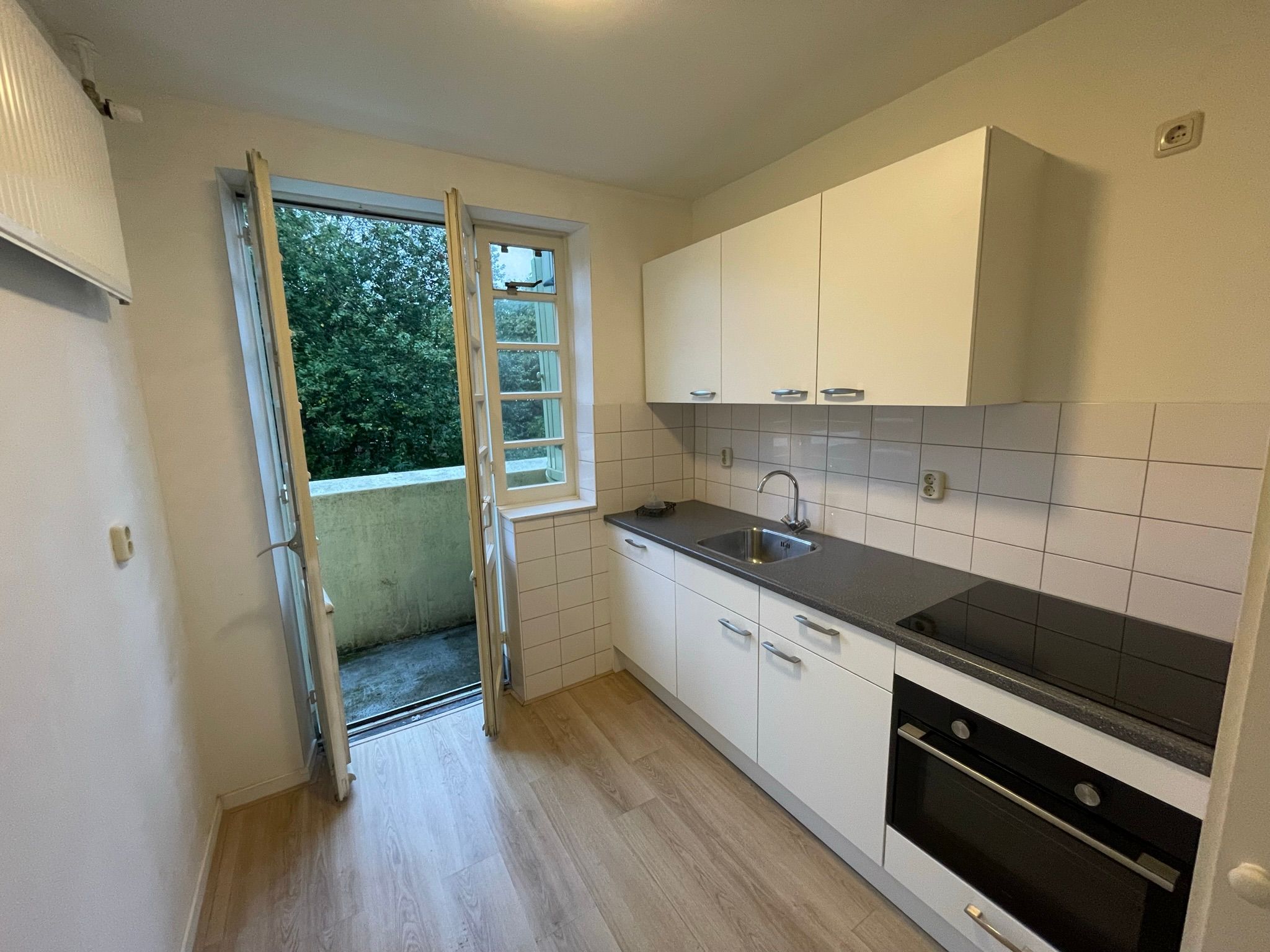 Foto 3 van Henriëtte Ronnerplein 60