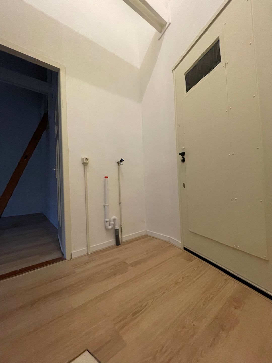 Foto 13 van Henriëtte Ronnerplein 60