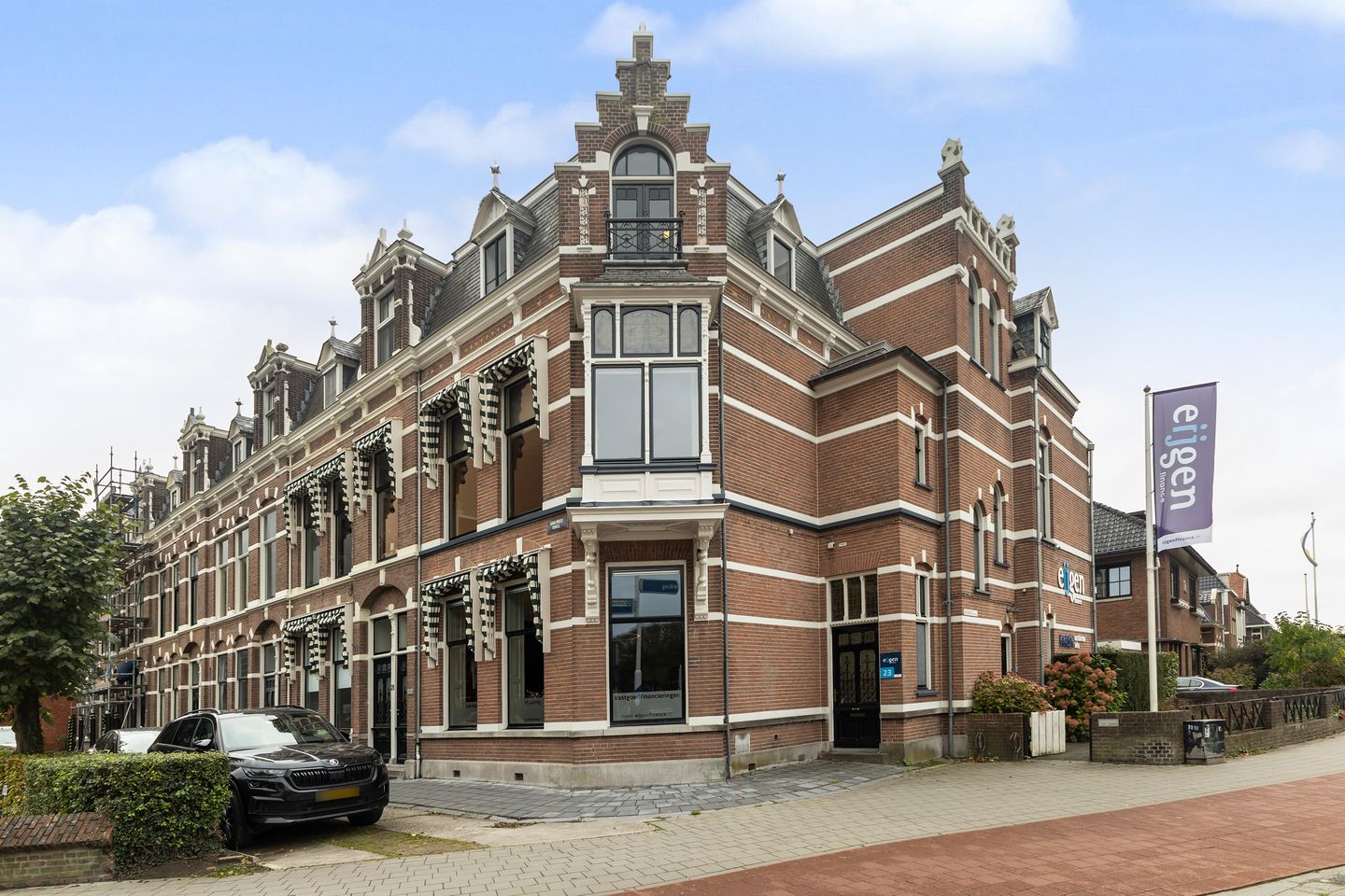 Bekijk foto 2 van Harlingersingel 23