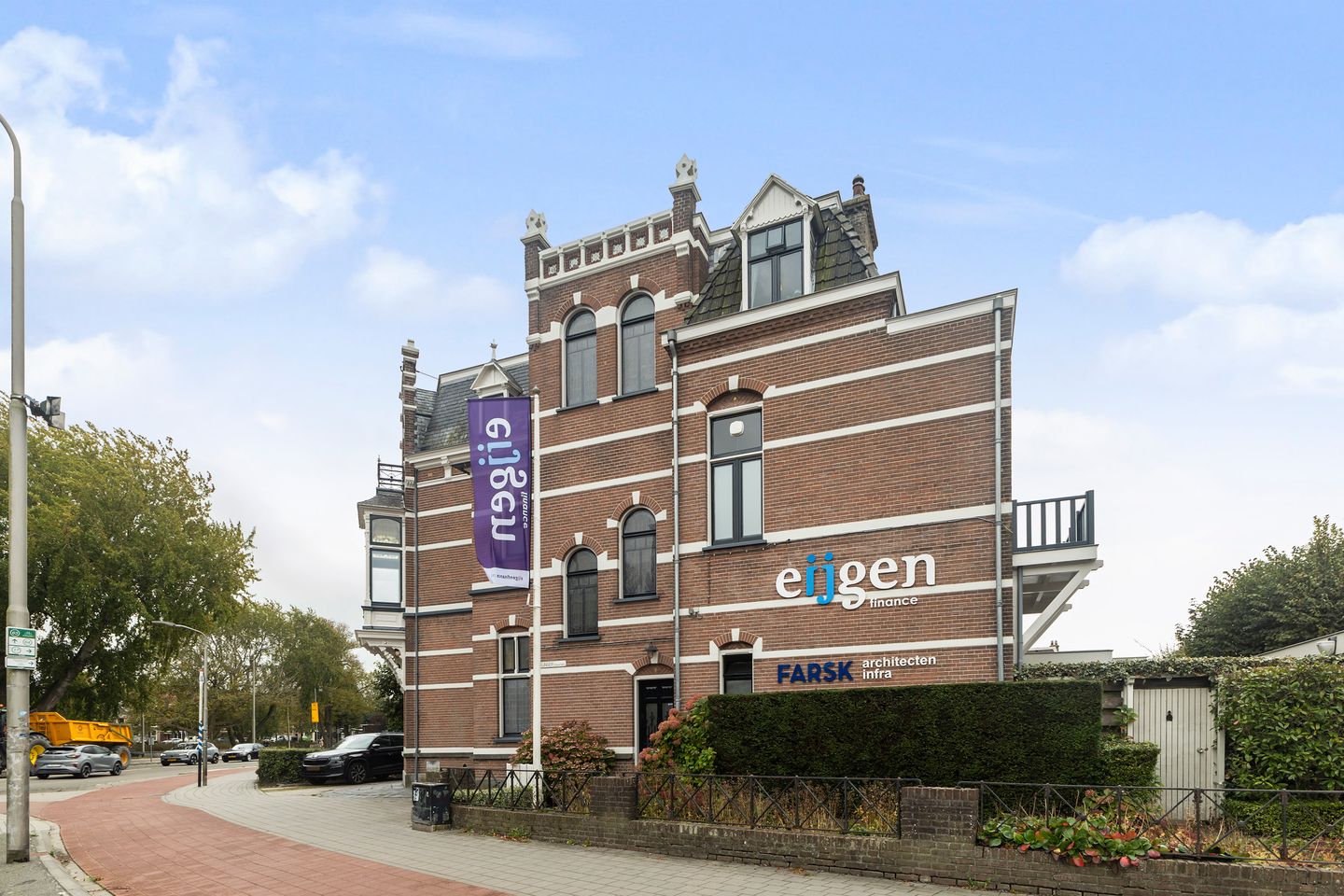 Bekijk foto 3 van Harlingersingel 23