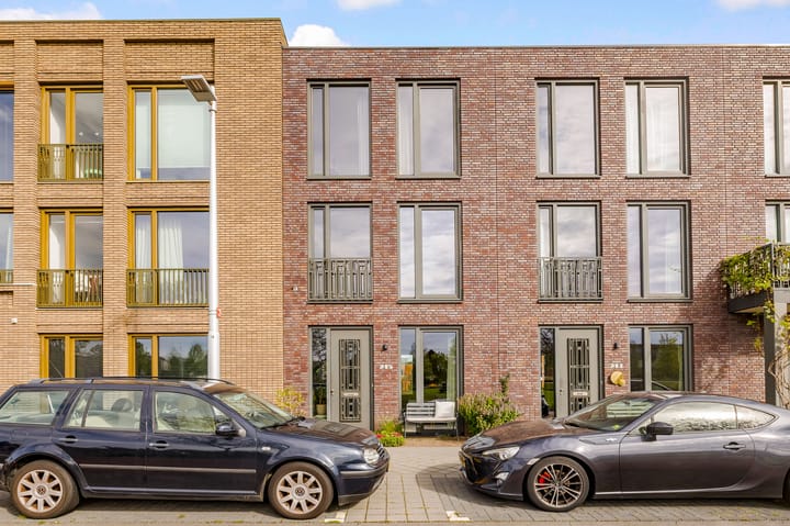 Photo 39 of Zilveren Florijnlaan 245