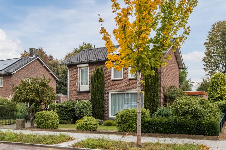 Foto 5 van Deken Franssenstraat 9