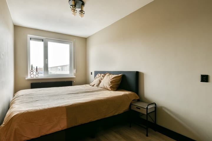 Photo 17 of Else van der Banstraat 25