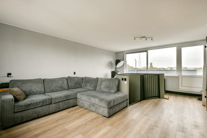 Photo 22 of Else van der Banstraat 25