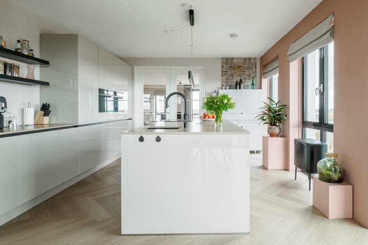 Photo 18 of Dr. Ariënsstraat 93