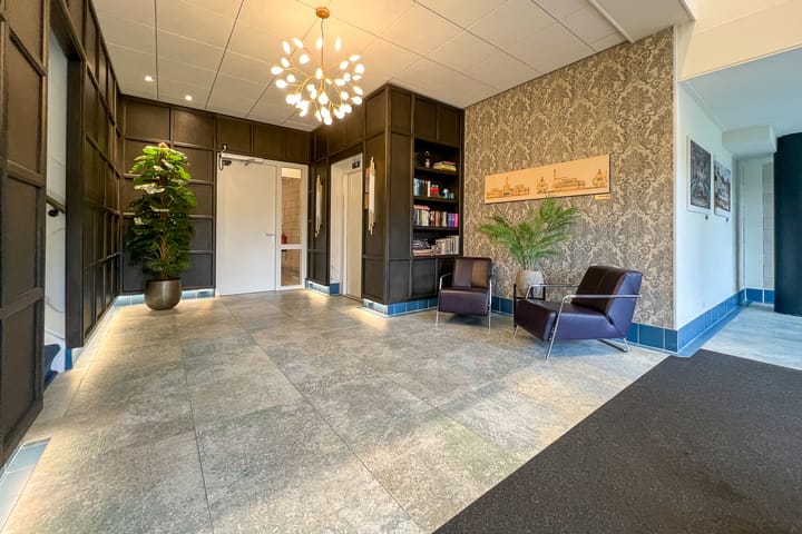 Photo 43 of Dr. Ariënsstraat 93