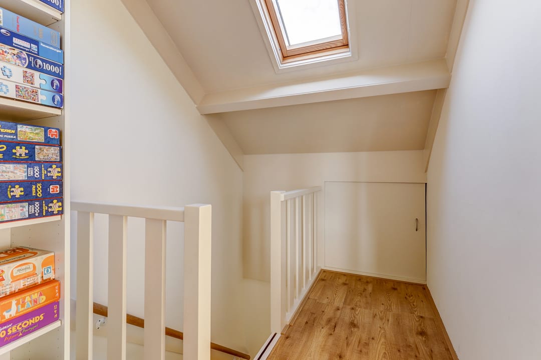 Photo 22 of Corduwenerstraat 9