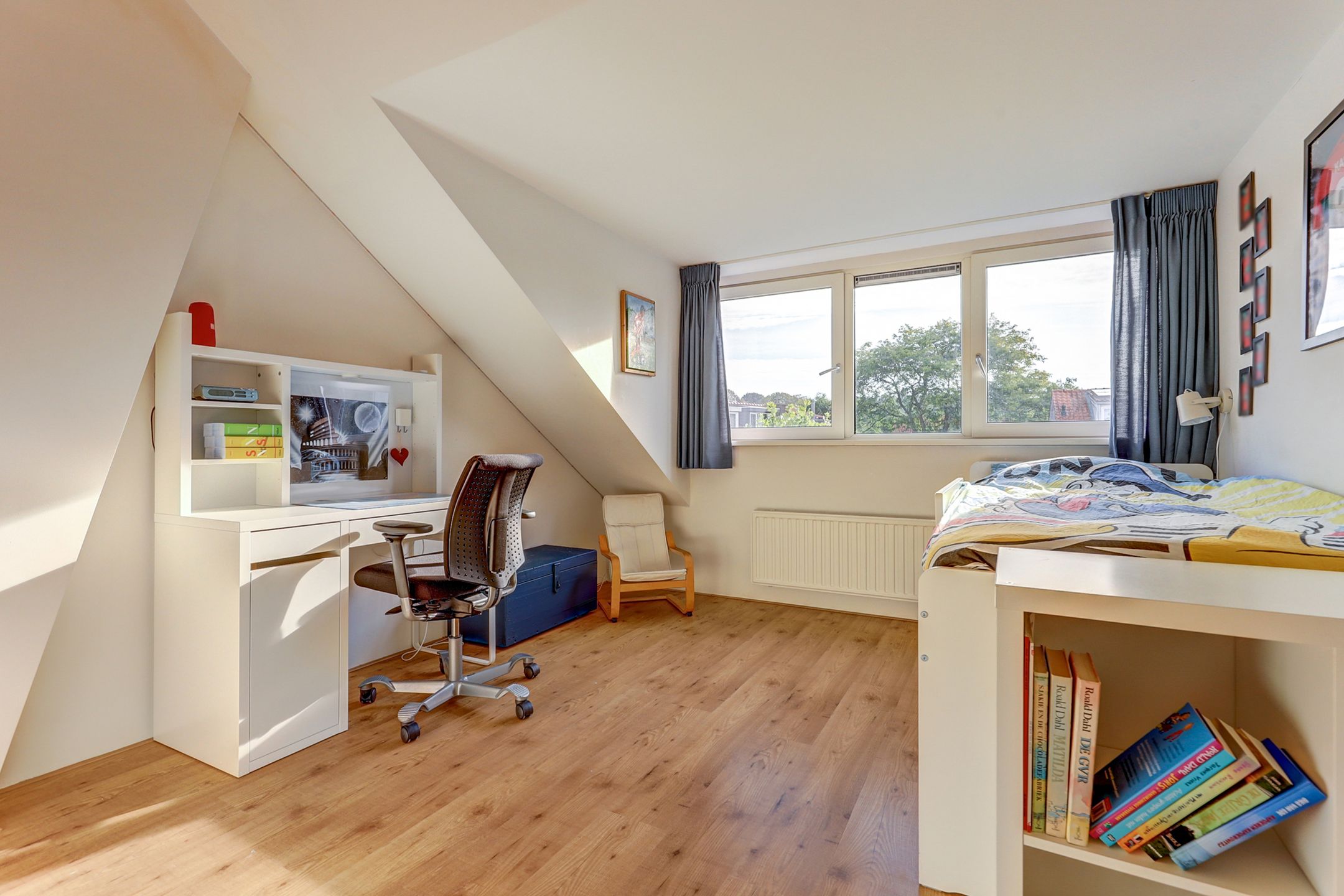 Photo 24 of Corduwenerstraat 9