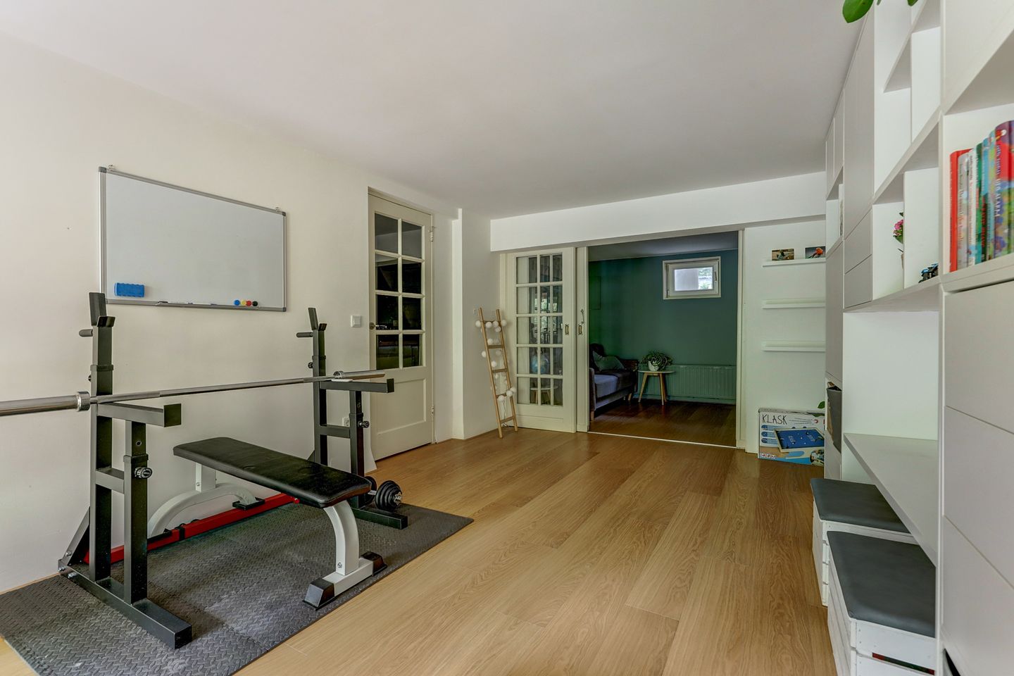 Photo 29 of Corduwenerstraat 9