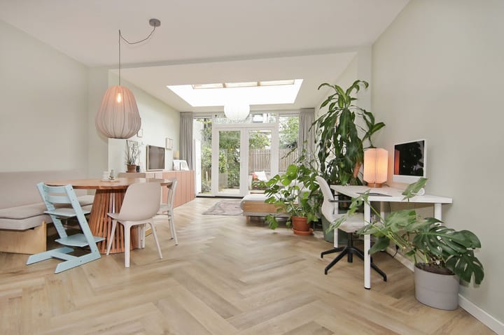 Foto 7 van Burretstraat 1