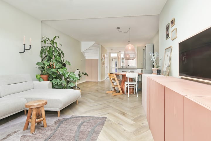 Foto 15 van Burretstraat 1