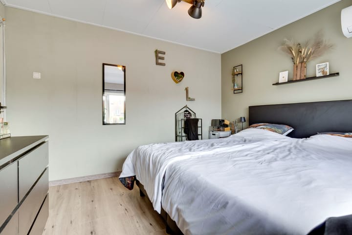 Foto 21 van Swidbertstraat 18