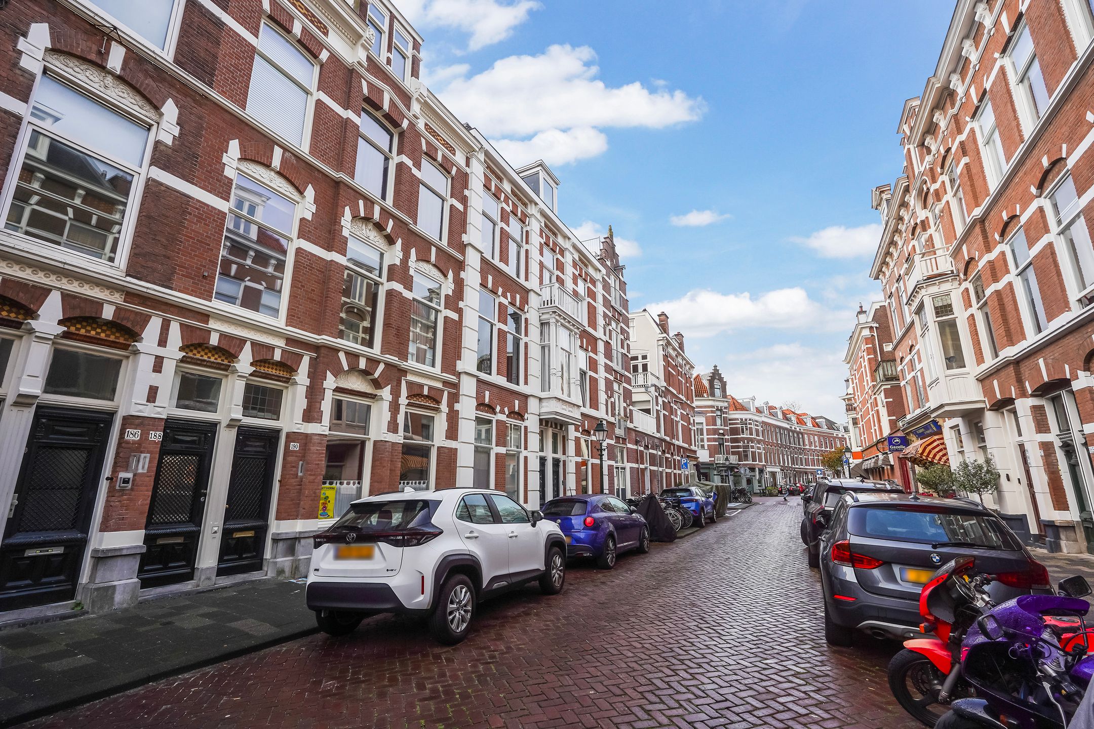 Photo 51 of Obrechtstraat 194-A
