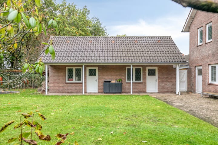 Foto 47 van de Mandenmaker 17