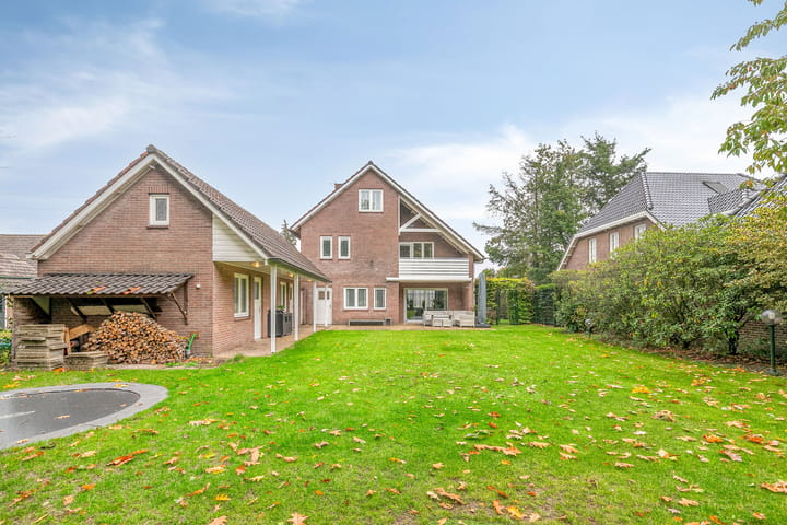 Foto 49 van de Mandenmaker 17