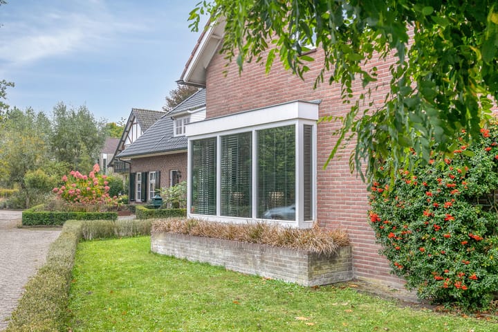 Foto 54 van de Mandenmaker 17