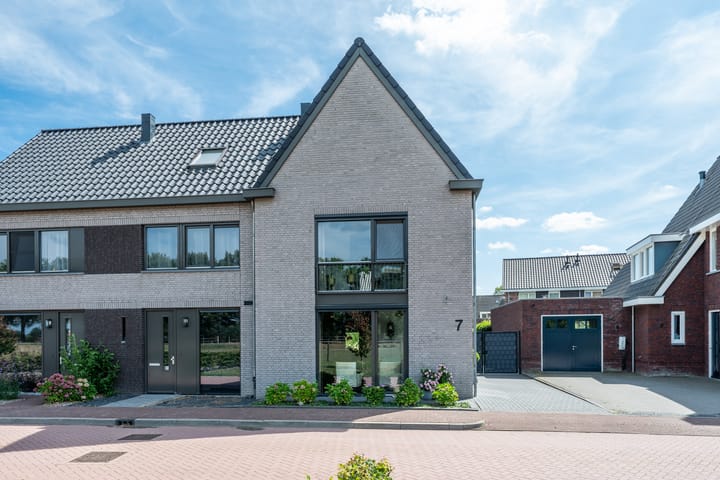 Photo 5 of Luikens 7