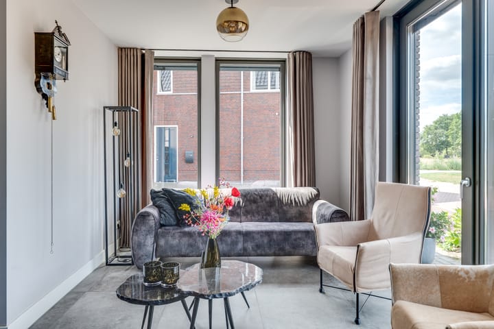 Photo 14 of Luikens 7