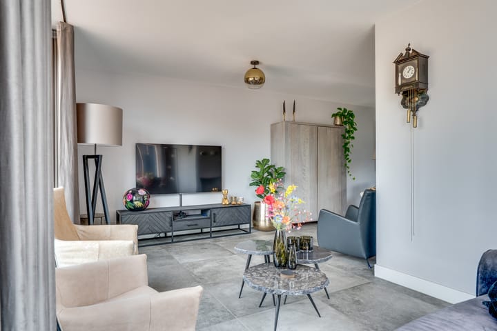 Photo 15 of Luikens 7