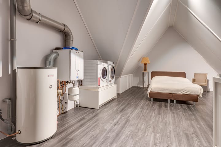 Photo 30 of Luikens 7