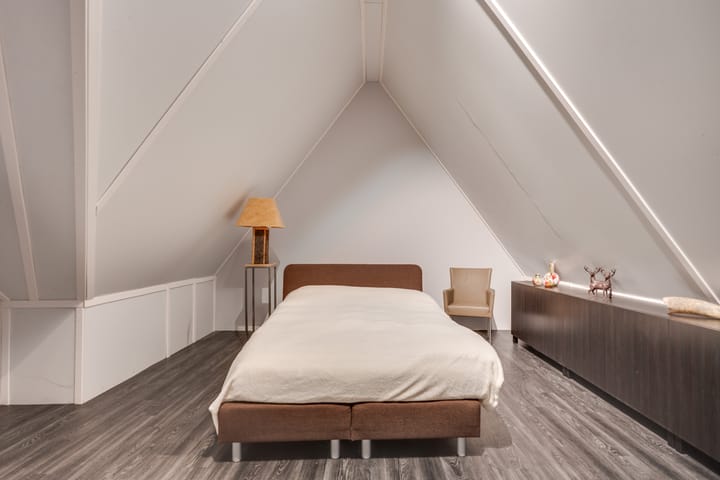 Photo 31 of Luikens 7