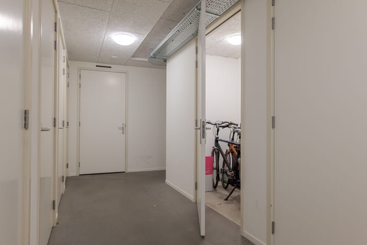 Photo 27 of Nachtegaalstraat 29-D