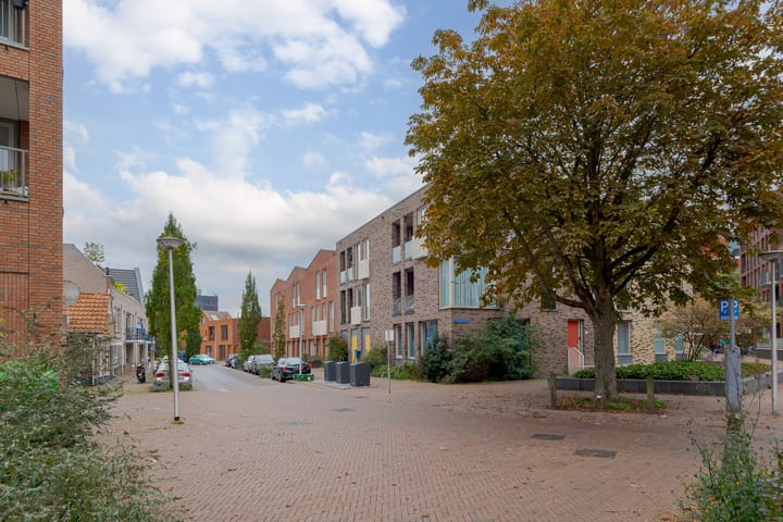 Photo 35 of Nachtegaalstraat 29-D