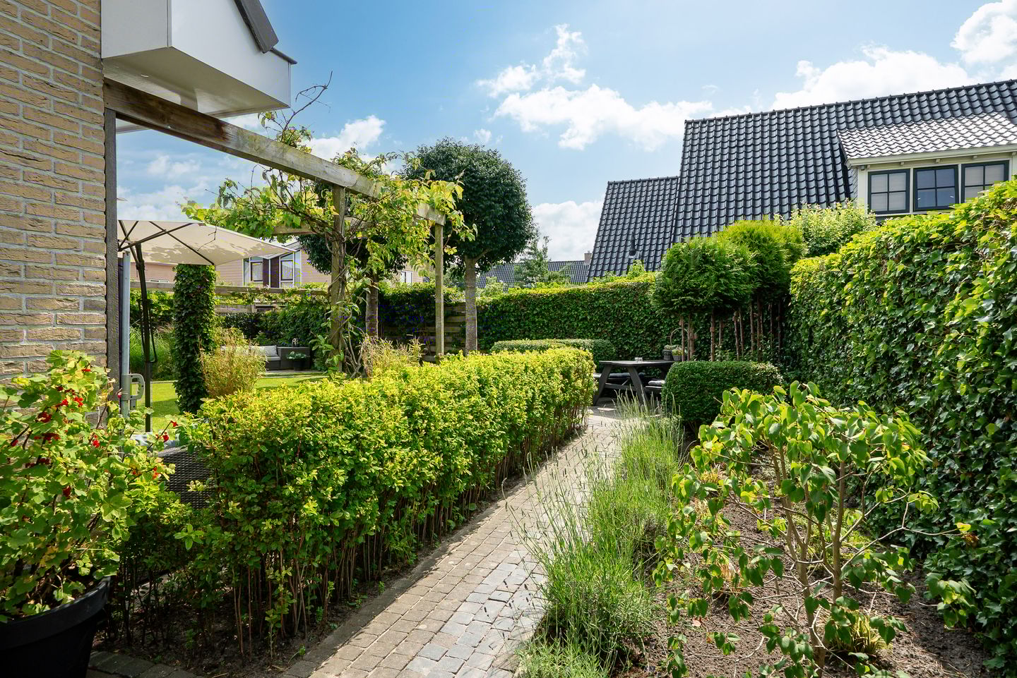 Photo 40 of Skoalstrjitte 19