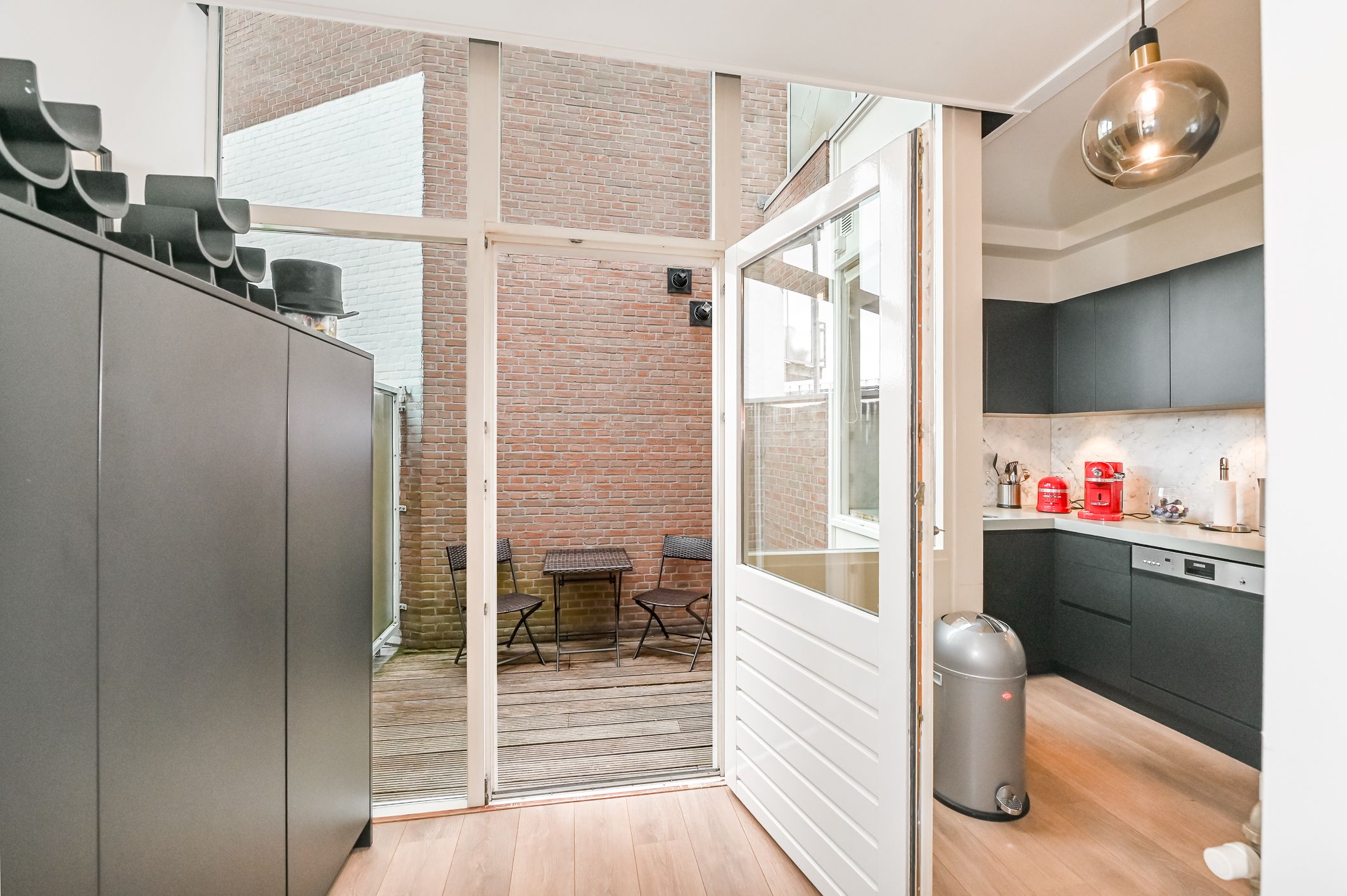 Foto 24 van Van Kinsbergenstraat 122-B