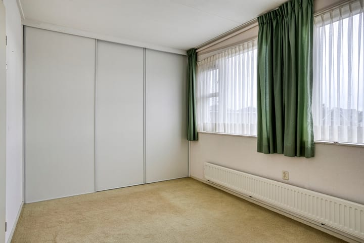 Photo 19 of Dr. van der Steenlaan 10