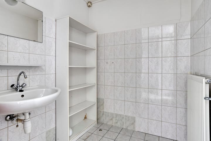 Photo 22 of Dr. van der Steenlaan 10