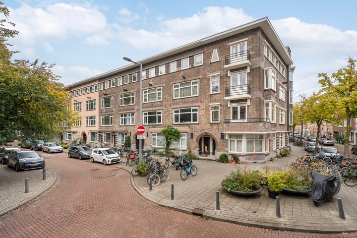 Foto 4 van Baljuwplein 25-01