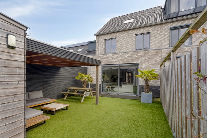 Foto 2 van Voorbuurt 45