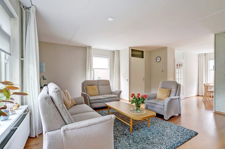 Foto 5 van Helmhout 4