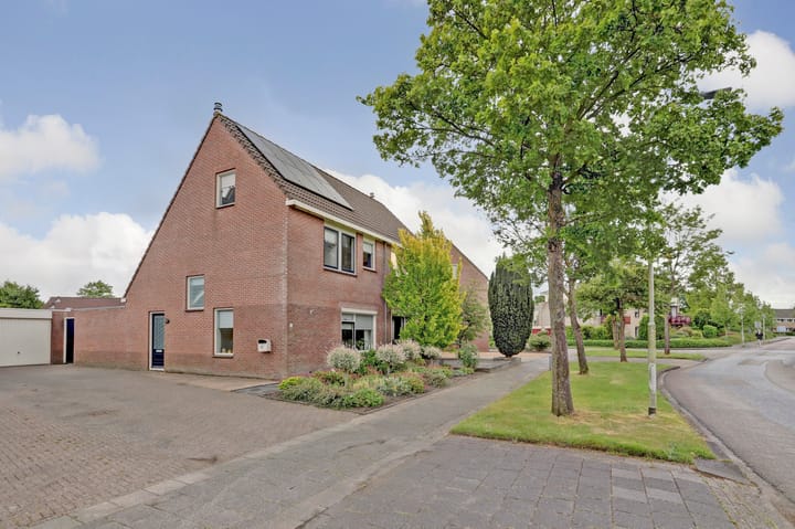 Foto 37 van Helmhout 4