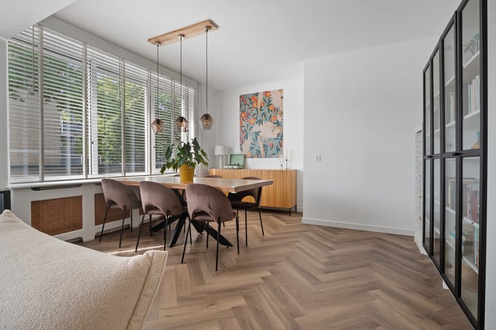 Foto 7 van Moleneindplein 24