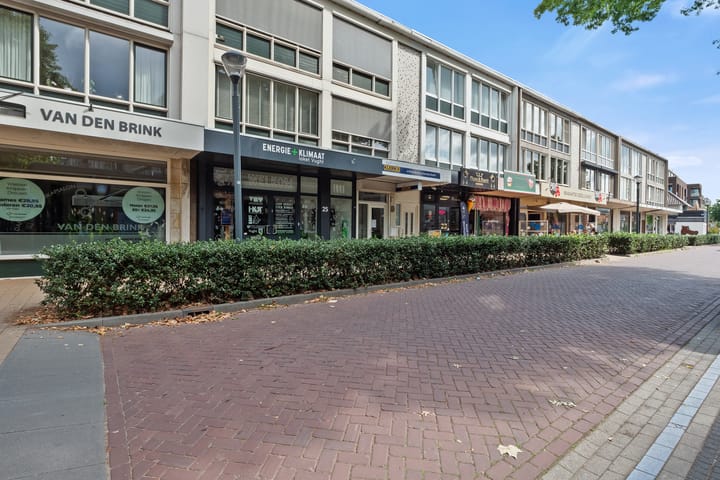 Foto 38 van Moleneindplein 24