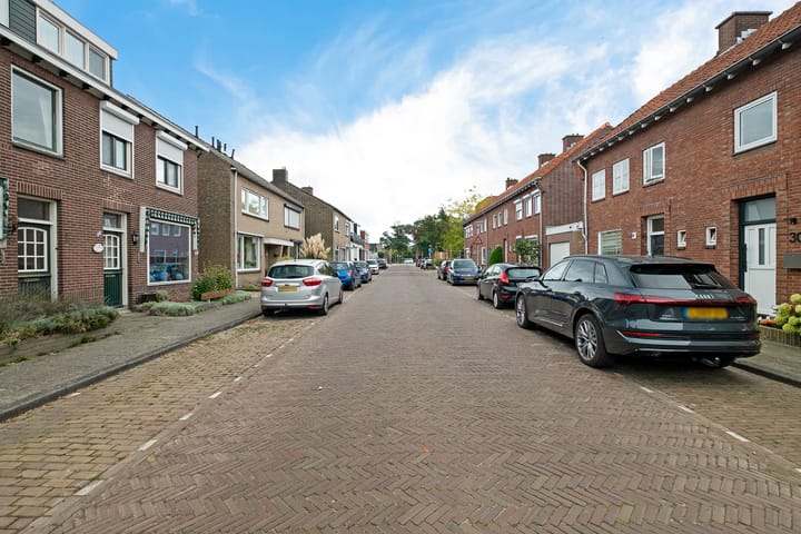 Foto 47 van Velveweg 27