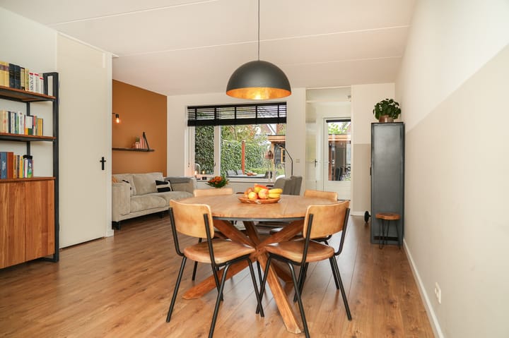 Photo 11 of Ossenwaard 78