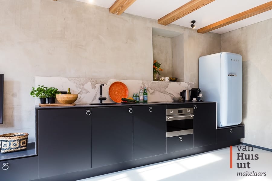 Foto 8 van Warmoesstraat 44-B